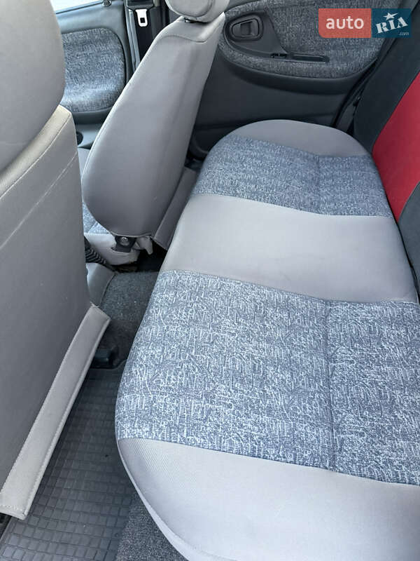 Седан Daewoo Nexia 2008 в Киеве