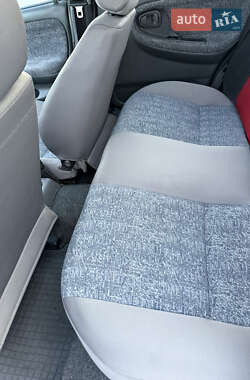 Седан Daewoo Nexia 2008 в 