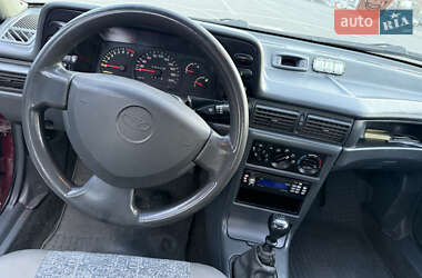 Седан Daewoo Nexia 2008 в 
