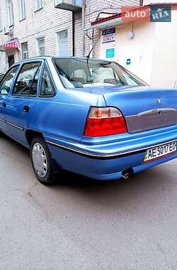 Седан Daewoo Nexia 2006 в 