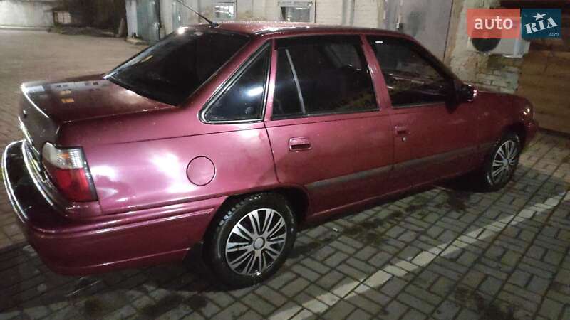 Седан Daewoo Nexia 2007 в 