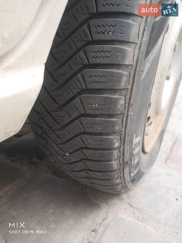 Седан Daewoo Nexia 1997 в Львові