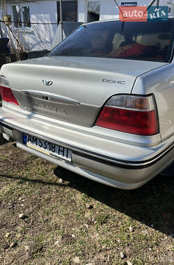 Седан Daewoo Nexia 2008 в 
