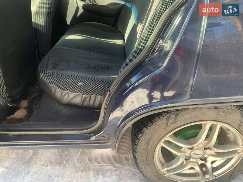 Седан Daewoo Nexia 2008 в Ильинцах