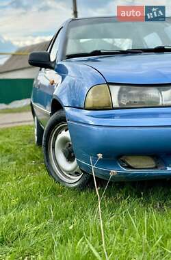 Седан Daewoo Nexia 2007 в 