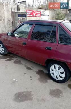 Седан Daewoo Nexia 2009 в 