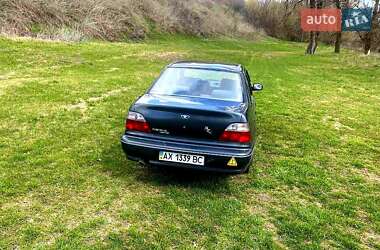 Седан Daewoo Nexia 1997 в 