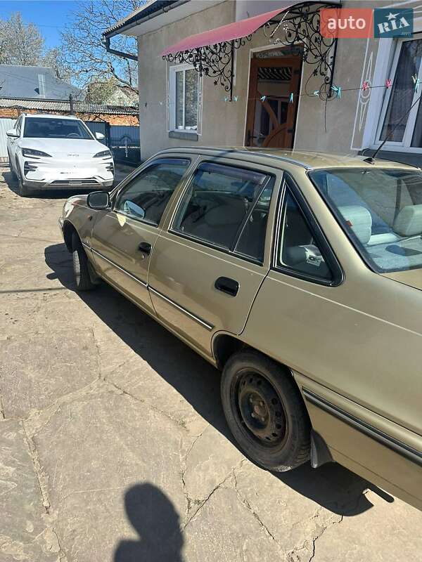 Седан Daewoo Nexia 2008 в Тернополе