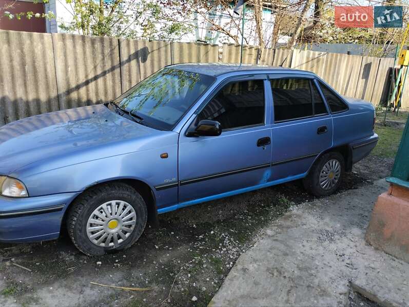 Седан Daewoo Nexia 2008 в Носовке