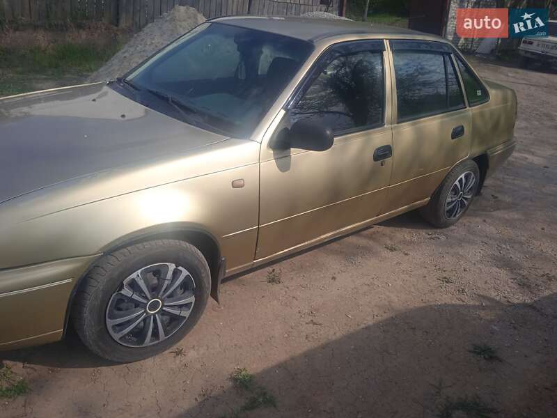 Седан Daewoo Nexia 2007 в Днепре
