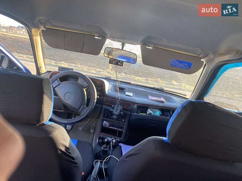 Седан Daewoo Nexia 2006 в Коломые