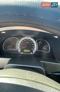 Седан Daewoo Nexia 2011 в 