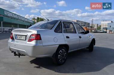 Седан Daewoo Nexia 2010 в 