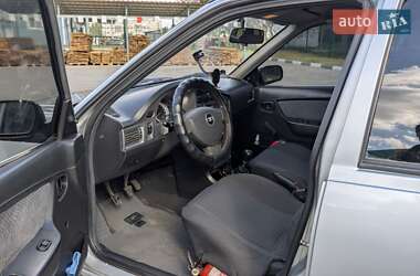 Седан Daewoo Nexia 2010 в 