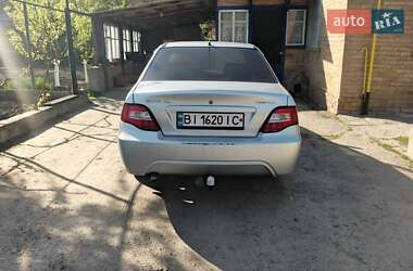 Седан Daewoo Nexia 2012 в 