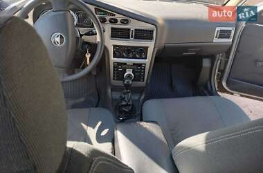 Седан Daewoo Nexia 2012 в 