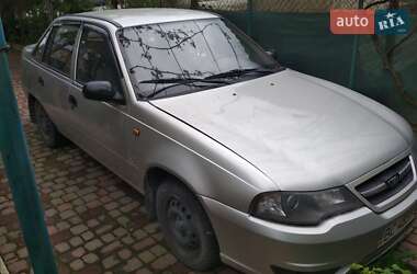 Седан Daewoo Nexia 2008 в 