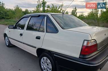 Седан Daewoo Nexia 2007 в 