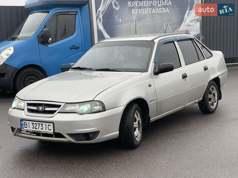 Седан Daewoo Nexia 2008 в Полтаві