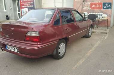 Седан Daewoo Nexia 1997 в Чернигове
