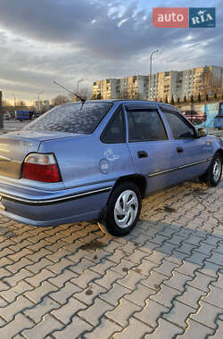 Седан Daewoo Nexia 2008 в 