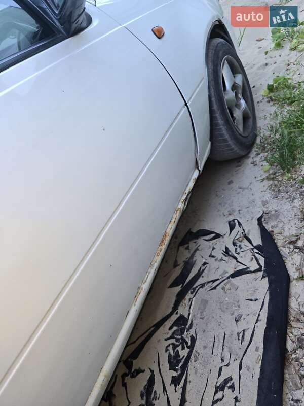 Седан Daewoo Nexia 2008 в Дніпрі