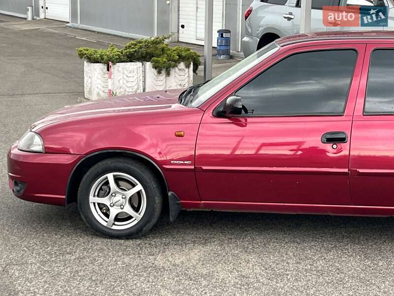 Седан Daewoo Nexia 2012 в Києві