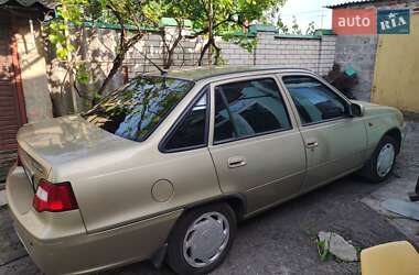 Седан Daewoo Nexia 2008 в 