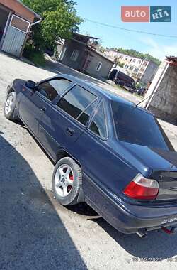 Седан Daewoo Nexia 2008 в 