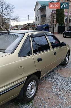 Седан Daewoo Nexia 2008 в Житомире