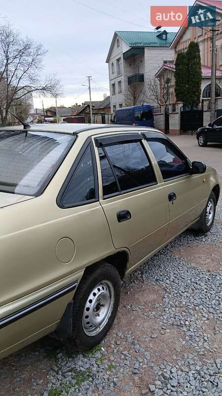 Седан Daewoo Nexia 2008 в 