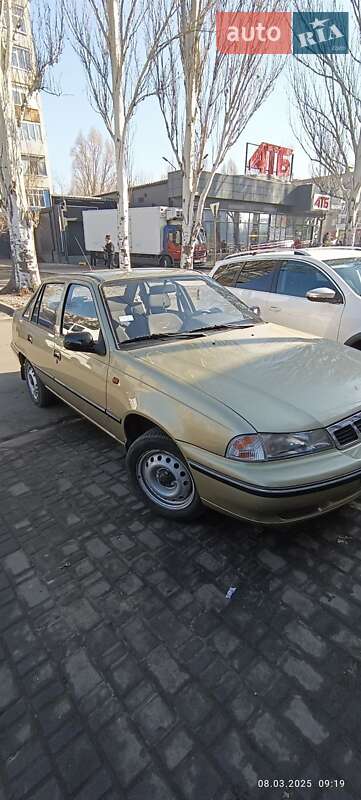 Седан Daewoo Nexia 2005 в 
