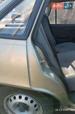 Седан Daewoo Nexia 2005 в 