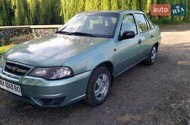 Седан Daewoo Nexia 2008 в 