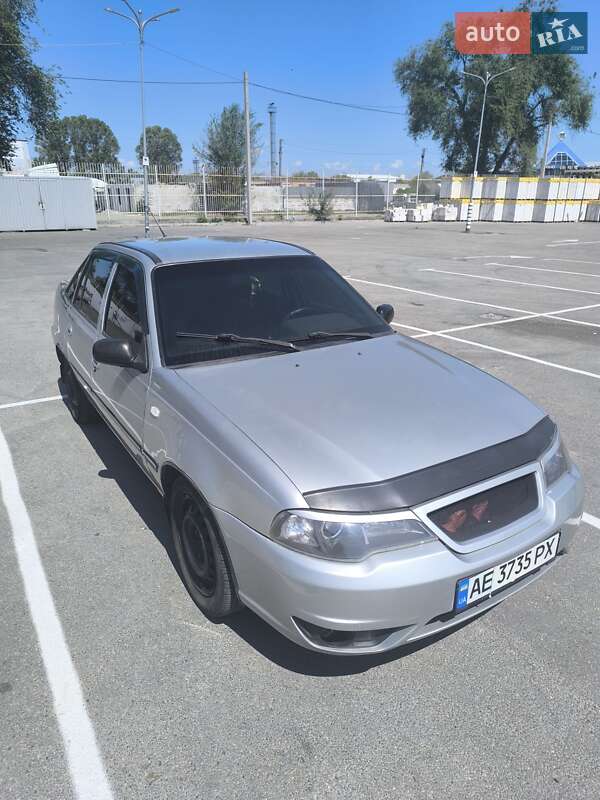 Седан Daewoo Nexia 2006 в 