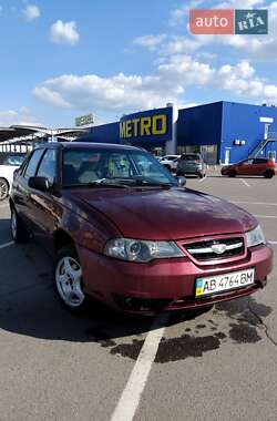 Седан Daewoo Nexia 2011 в 