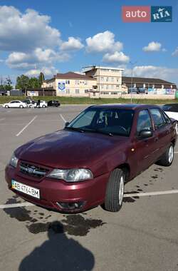 Седан Daewoo Nexia 2011 в 