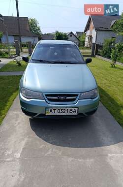 Седан Daewoo Nexia 2008 в 