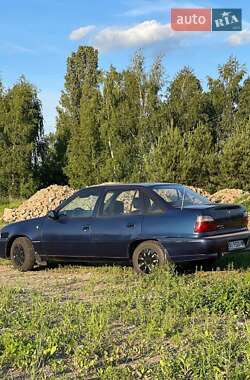 Седан Daewoo Nexia 1996 в 