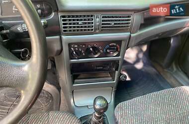 Седан Daewoo Nexia 1997 в 