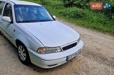 Седан Daewoo Nexia 2005 в 