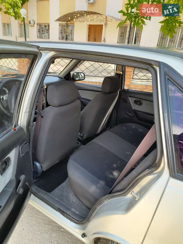 Седан Daewoo Nexia 2008 в Николаеве
