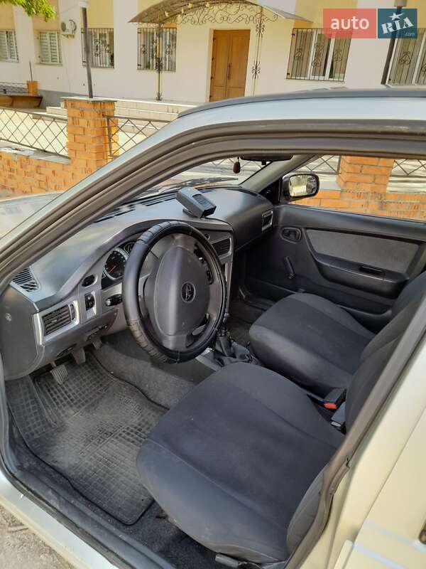 Седан Daewoo Nexia 2008 в Николаеве
