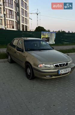 Седан Daewoo Nexia 2008 в 