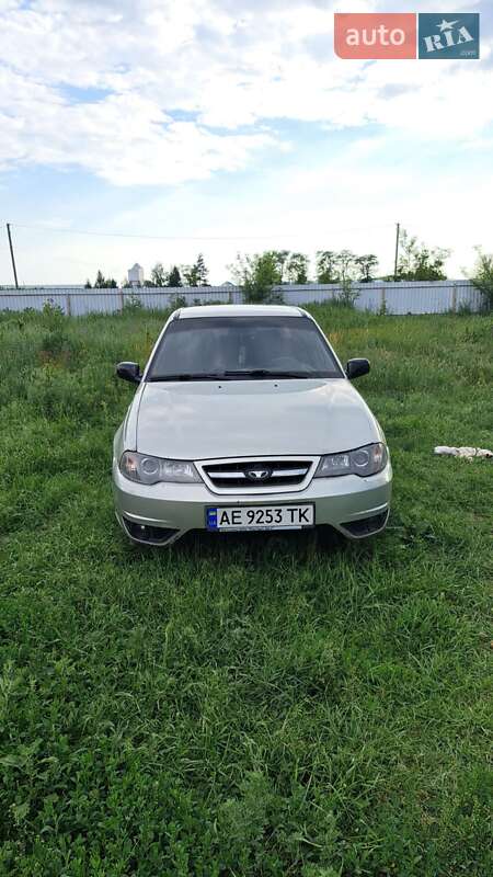 Седан Daewoo Nexia 2008 в Юр'ївці