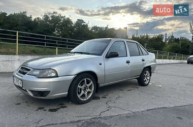 Седан Daewoo Nexia 2008 в Киеве