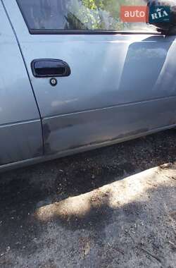 Седан Daewoo Nexia 2010 в 