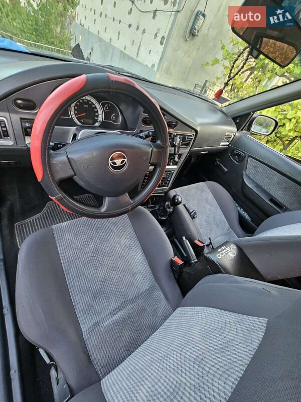 Седан Daewoo Nexia 2011 в Могилев-Подольске