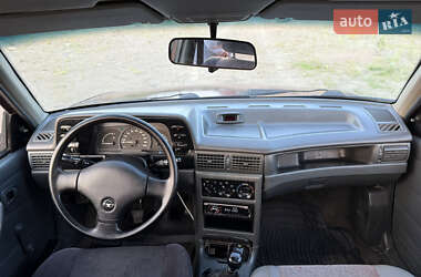 Седан Daewoo Nexia 2005 в 