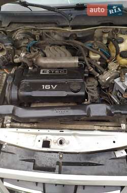 Седан Daewoo Nexia 2010 в 